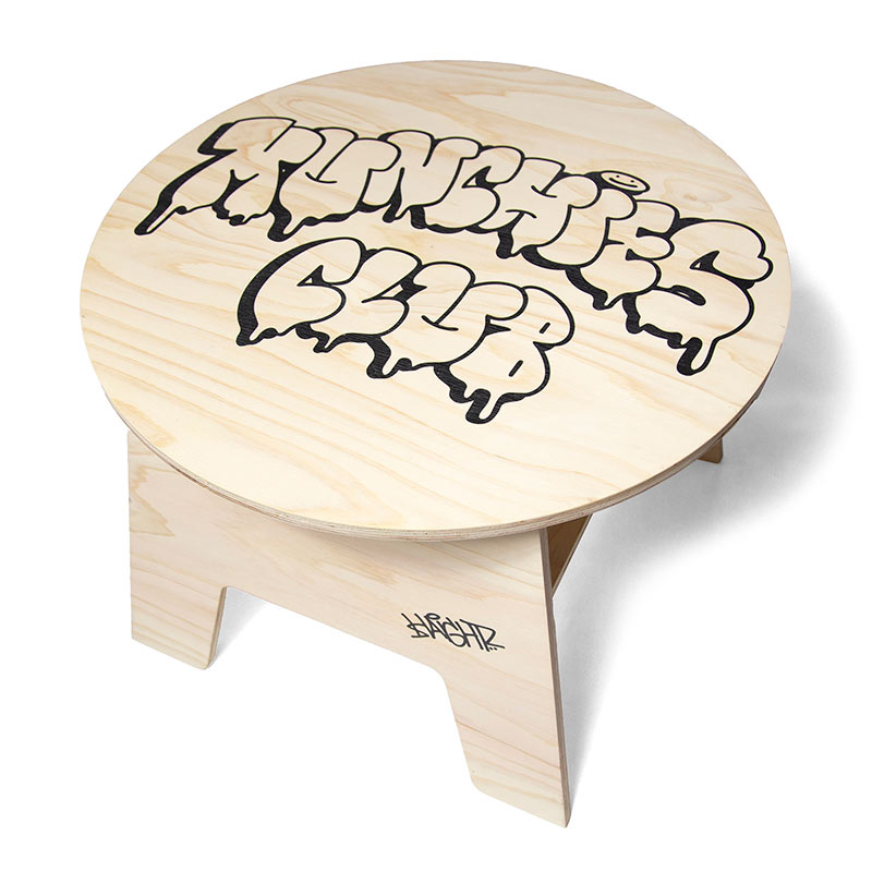 MUNCHIES CLUB LOW TABLE FT. CASPER