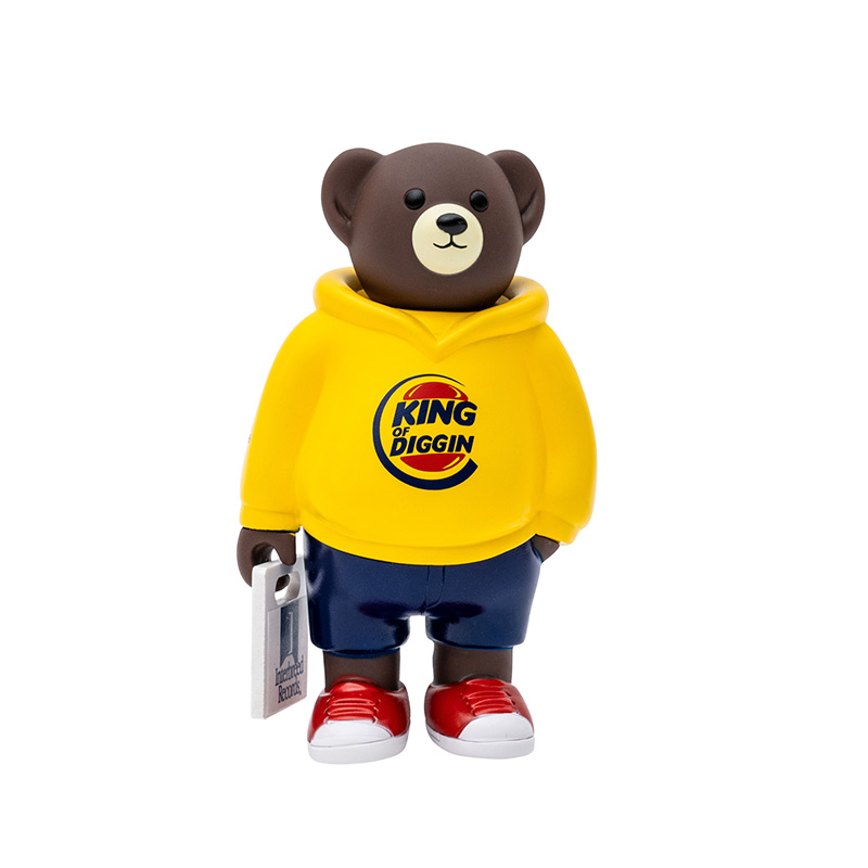 × KING OF DIGGIN' "KING OF DIGGIN BEAR"