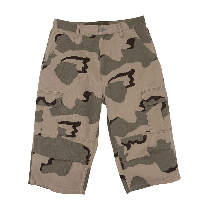 CROPPED CAMOFLAGE SHORTS